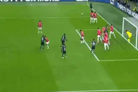 逆转击败米兰队 利物浦队用胜利为主帅庆生图片