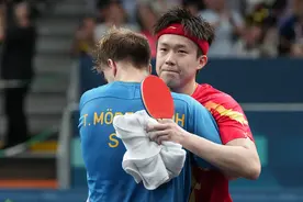 马上评丨王楚钦爆冷出局，球拍不是重点图片