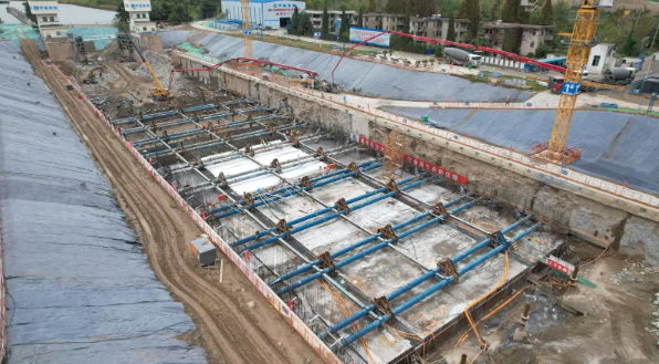 焕新！淮阴二号船闸“破茧重生”，中建筑港铸就黄金水道新标杆