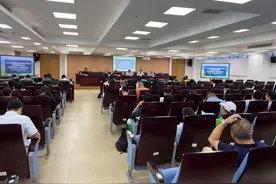坂田街道落实河湖长制，共绘水清岸绿新画卷图片