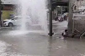 明通：141平台应急处置消防栓破裂 确保群众用水安全图片