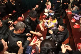 百花迎新乐中原丨“魔术陪您过大年”公益活动开启图片