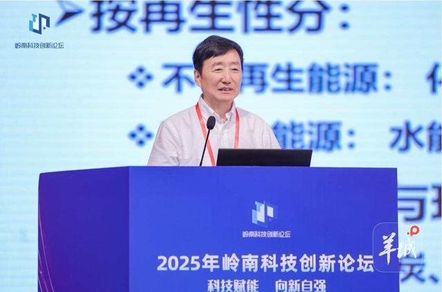 AI时代，学编程还是强数理？院士级建议来了