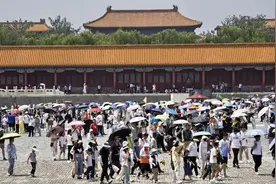 注意！多地取消旅游预约图片