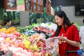 CPI环比由降转涨 部分工业行业价格稳中向好——透视4月份物价数据图片