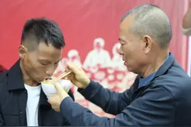 失踪31年的儿子回家了！父母曾辗转20多个省市寻找图片