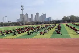 西安市汉都新苑中开展校园体育武术特色课图片