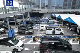 “澳车北上”两年来 澳门单牌车验放已超264.5万辆次图片