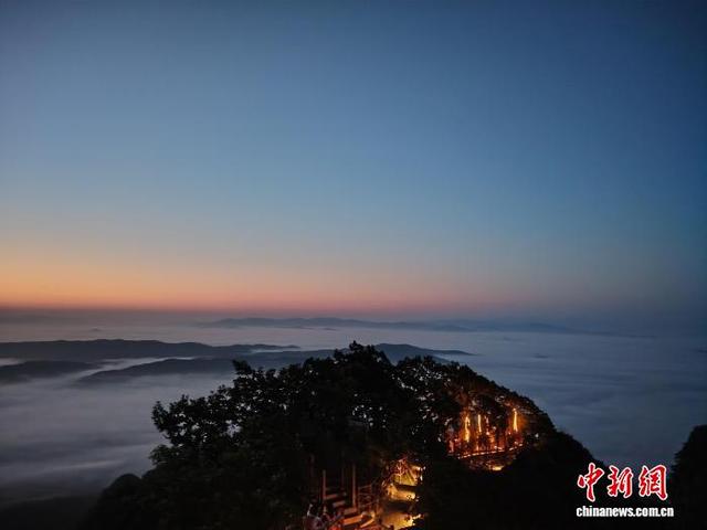 吉林都市新“夜”态：夜幕下运动成潮流