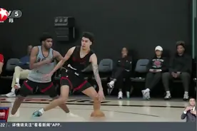 美职篮：得分上双！杨瀚森完成开拓者生涯首秀