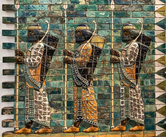 欧洲亚文化之都，“穷而性感”