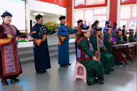 鄂托克旗《江格尔》史诗能力提升培训班汇报演出成功举办图片