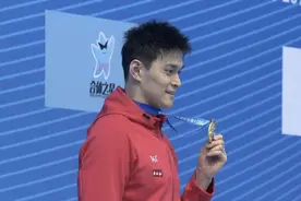 热闻｜孙杨夺冠后发文感谢，网友：泳帝！余生请多swim图片