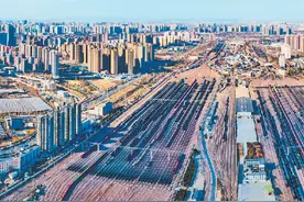 央媒观豫丨经济日报整版关注河南：硬联通与软环境双轮驱动图片