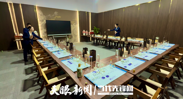 聚焦酒博会丨在贵州，有“回厂游”“飞天游”的酒旅新故事