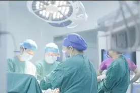 年轻孕妇突发子痫，多学科协同救治保母婴平安图片