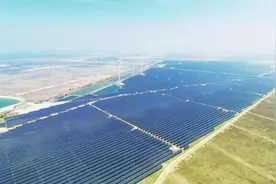 华电山东莱州土山1000兆瓦大型盐碱滩涂光储一体化项目并网发电图片