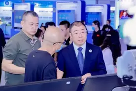 全国政协委员齐向东：做科创浪潮护航者图片