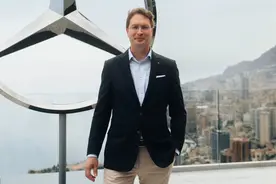 奔驰CEO：在华正经历达尔文式竞争，不仅仅希望生存下去图片