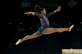 决赛几乎所有选手掉木！亚军周雅琴：平衡木又圆又软，踩不住图片