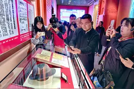 陕西延安：追寻红色足迹 感悟革命精神图片
