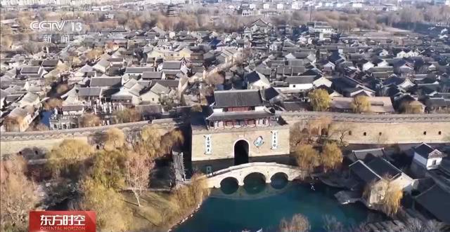 冬泳、登山、逛古城 乐享假日时光