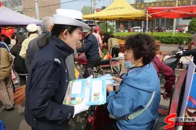 霍州公安交警“赶”庙会 清明假期不停歇图片