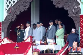 尼泊尔庆祝第75个国家民主日图片