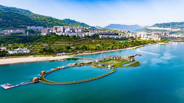 GoGoGo~清凉一夏!带着娃到22℃的云南,戏水欢趣