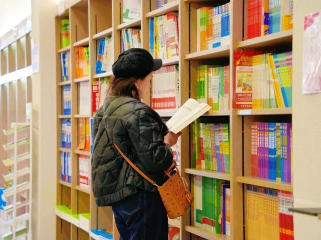 威海这两个过冬据点，看书看海治愈满分