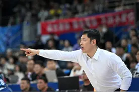 周金利出任天津队主教练，张庆鹏挂帅北控男篮进入倒计时图片