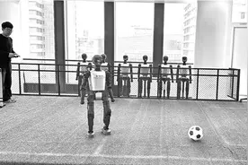 百余台人形机器人在沪“集训” 上海打造产业创新高地出实招图片