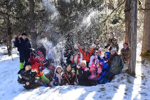 青睐绵阳 ‖ 彩林未尽，大雪已至！初冬的平武美成水墨画卷~