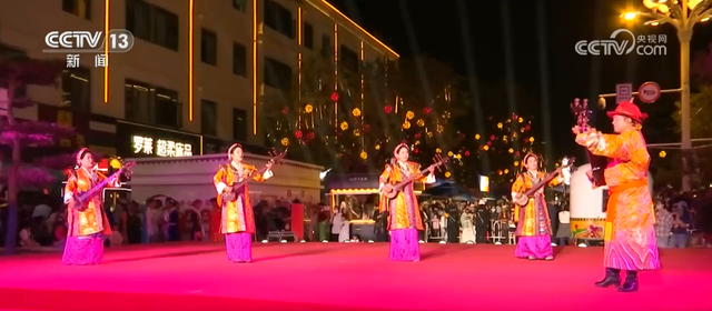 不夜城、观光巴士、民族演出点亮“Ye”生活 缤纷新“夜”态激发消费多巴胺