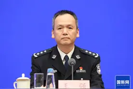 如何管理无人驾驶、自动驾驶汽车？公安部交管局回应图片