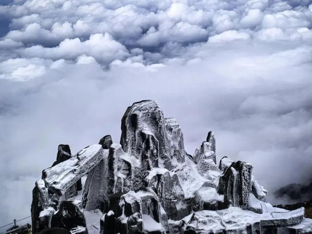 今冬江西的第一场雪，太 美 了！<p style=