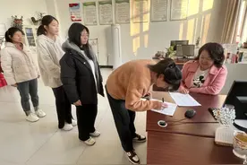 烟台幼儿师范高等专科学校举行第五届勤工助学换届大会图片