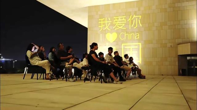 这个双节假期，海门消费市场一片火热……