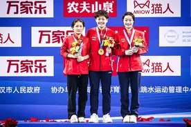 广东队陈艺文、王伟莹包揽女子三米跳板冠亚军图片