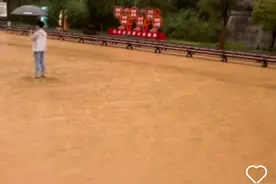 暴雨打破记录！张家界森林公园明起全园关闭图片