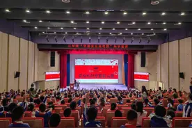 深圳光明交警持续开展“开学第一课”交通安全宣教活动图片