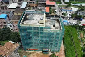 东莞常平多部门联合行动拆除一违法建筑，坚决做好违建治理工作图片