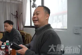 对话博主“听风的蚕”：粉丝越清醒我越自信丨面孔图片
