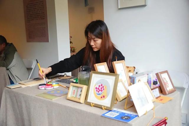 三间市集、一辆花车，朱家角古镇文创盛宴悄然开启！