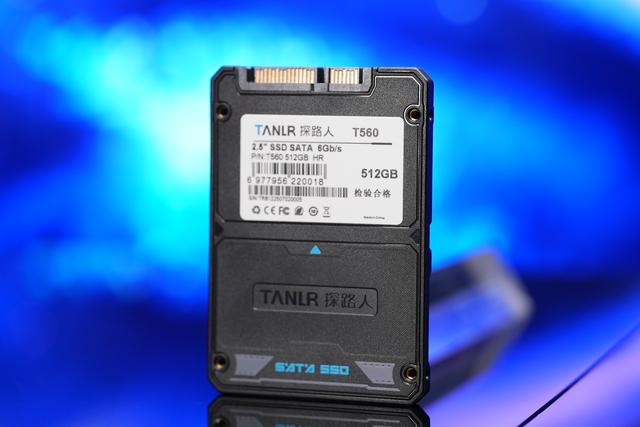 装甲风SATA固态：T560 固态硬盘开箱图赏！