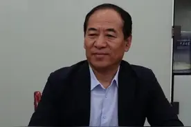 上海市伊斯兰教协会会长丁俊：坚持胸怀天下 弘扬和平中道图片