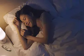 为什么睡得越多反而越累？假期怎样有好眠？｜扬子懂健康图片