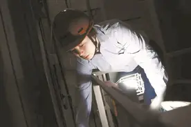 中国式现代化奋进者｜用匠心守初心的“电梯医生”——上海市特检院电梯检验所所长方良的故事图片