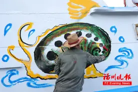 福州这位海上“托尼老师”火了！图片