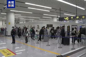 深圳莲塘口岸2024年出入境人员突破2500万人次，同比增长110%图片